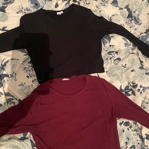 2 long sleeve tops